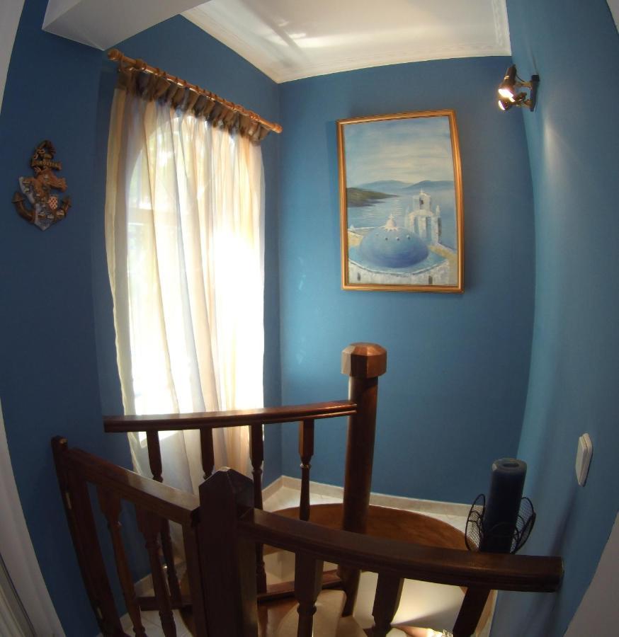 Blue & White Maisonette Over The Sea Near Sounio Sounion Esterno foto